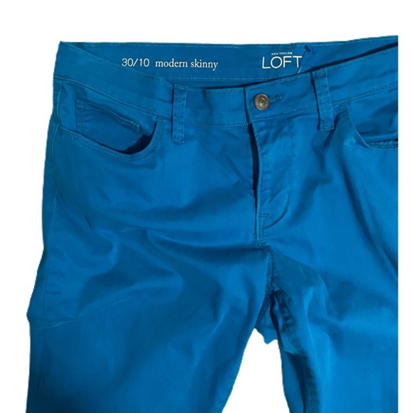 Loft Women's Size 10 Blue Jeans - Picture 3 of 3